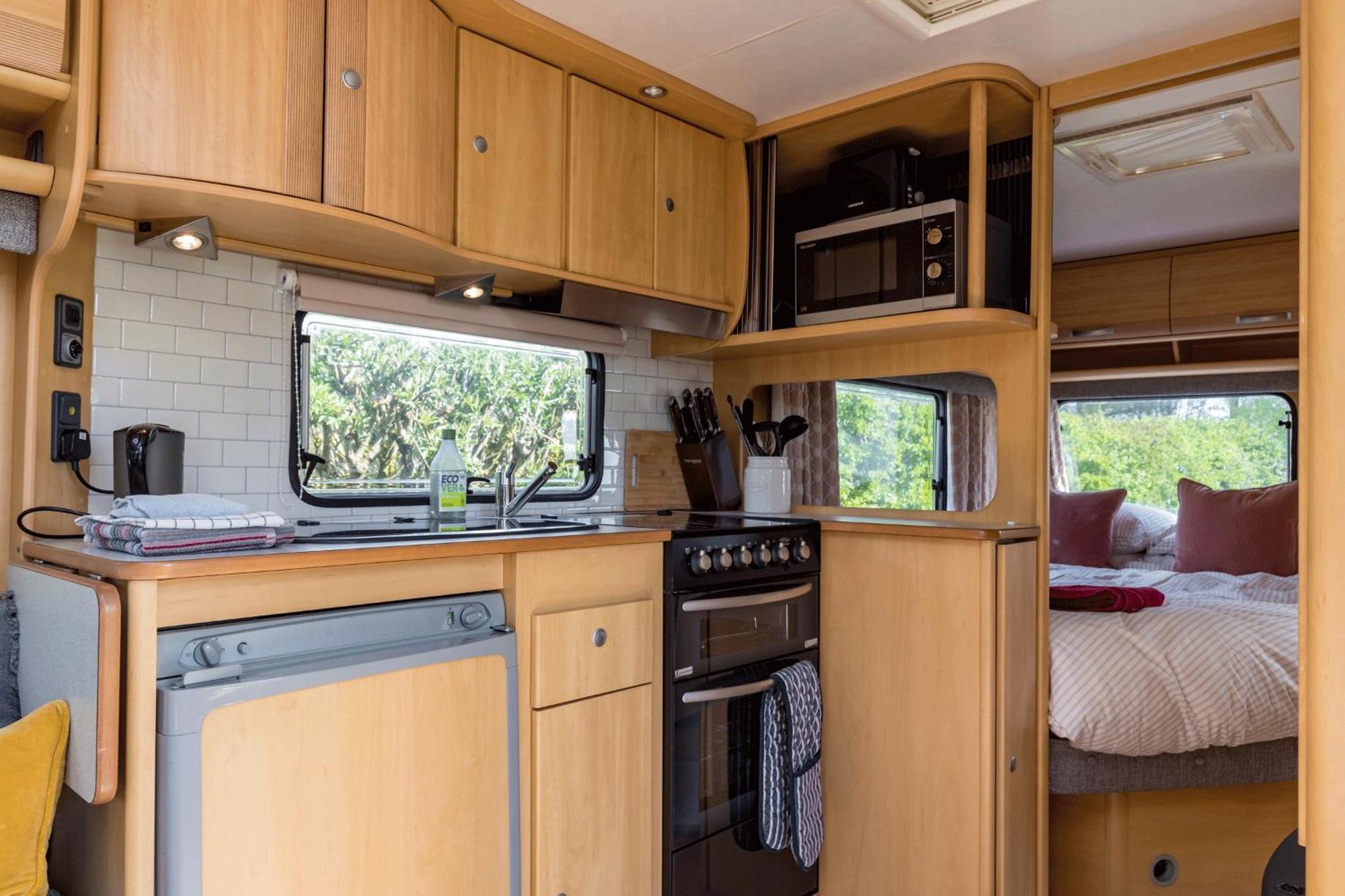 Cosy Caravan On Luxury Campsite Hulme End Dış mekan fotoğraf